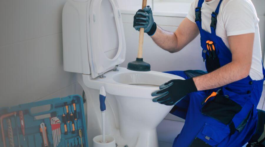 Professional septic pumping service in Frederika, IA